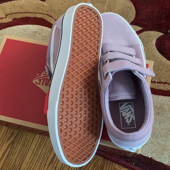 🎁🎄 🎁🎄🎁🎄 🎁🎄🎁🎄
👟NWT Unisex Old Skool Vans 👟 - Picture 7 of 11